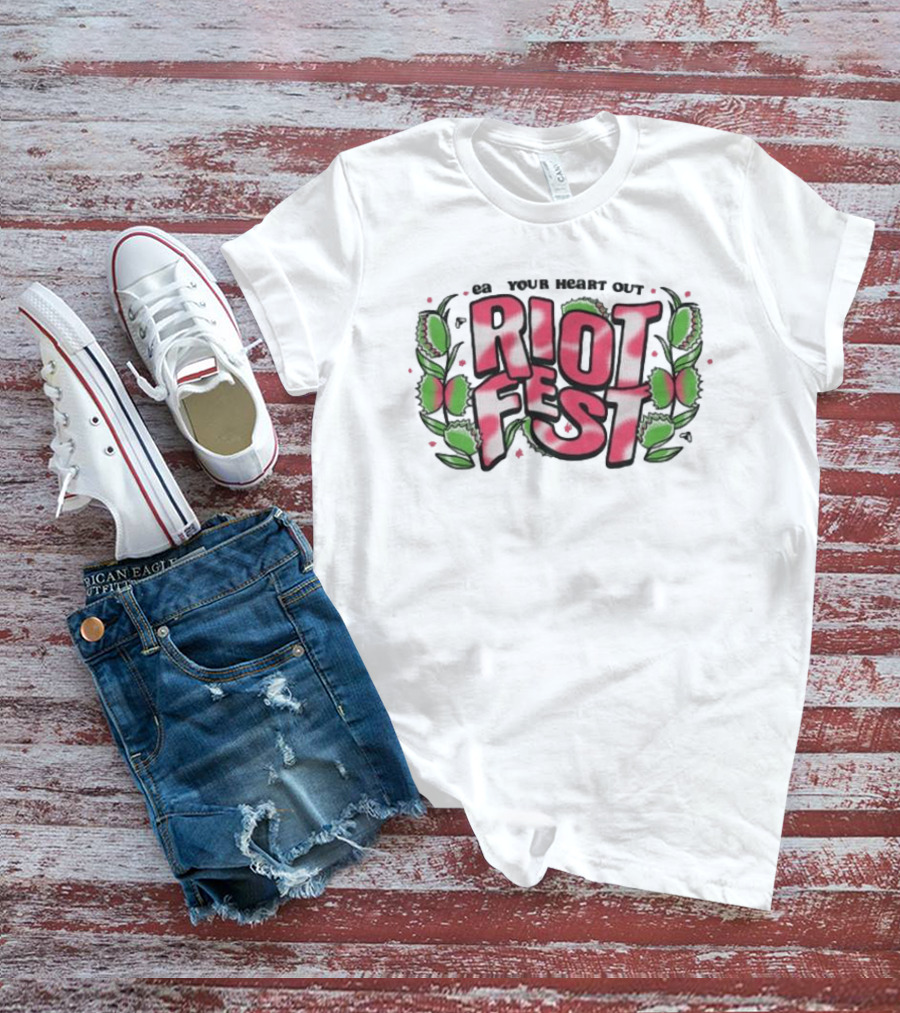 Riot Brand Eat Your Heart Out Riot Fest Crop T-Shirt