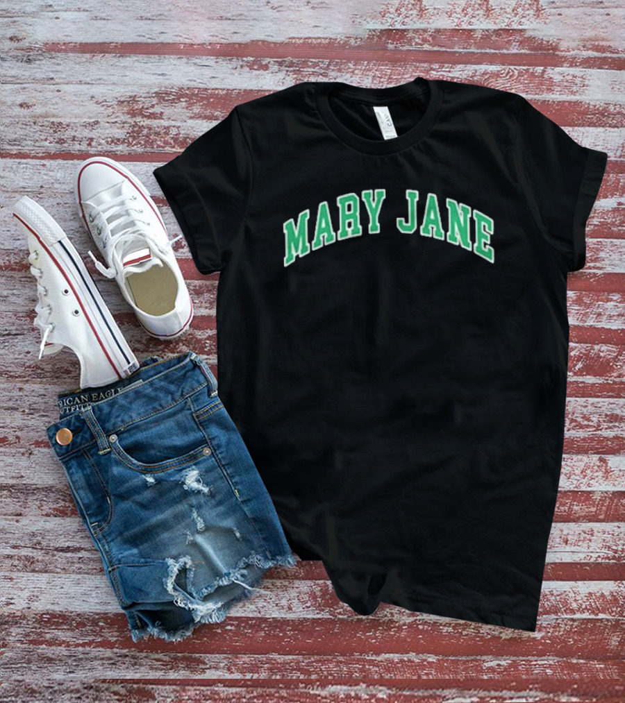 Dave Season 3 Gata Mary Jane Green Arch T-Shirt