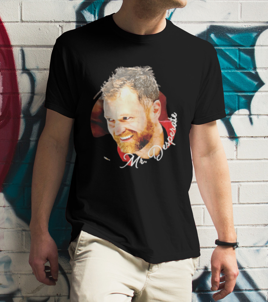 Mr Desperate Smiling Bearded Man Circular Photo T-Shirt