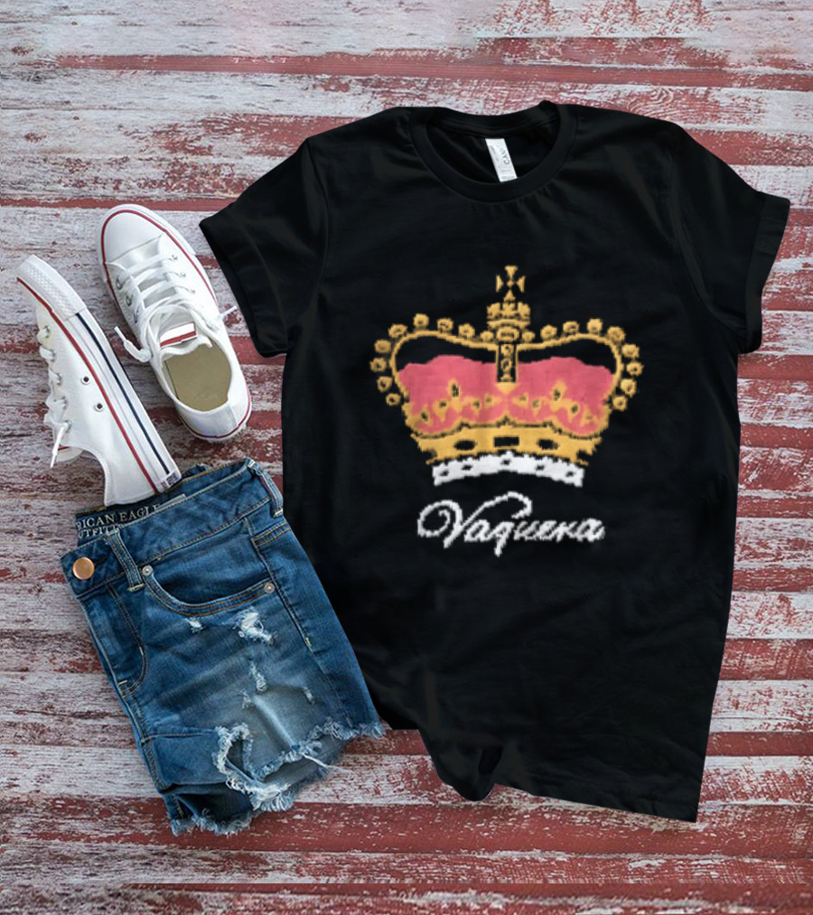 Vaquera Script British Royal Crown Red Gold White Knit T-Shirt