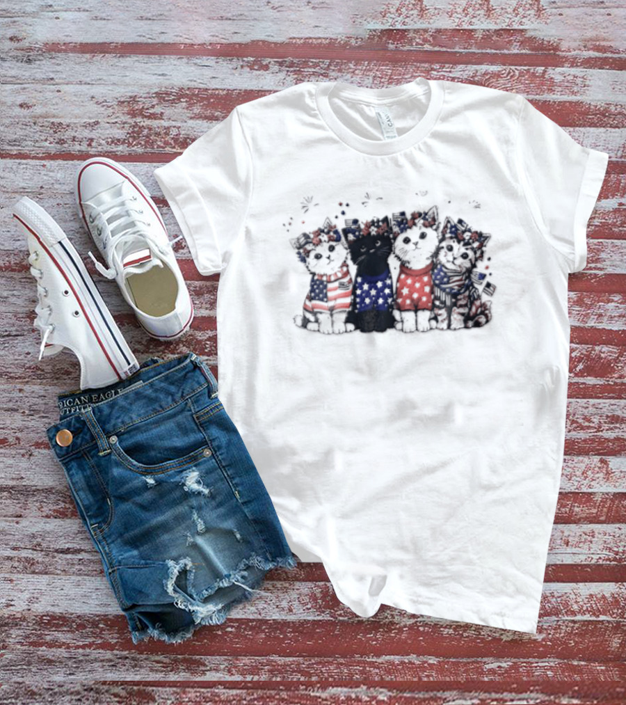Four Patriotic Watercolor Kittens Fireworks Celebration Red White Blue T-Shirt