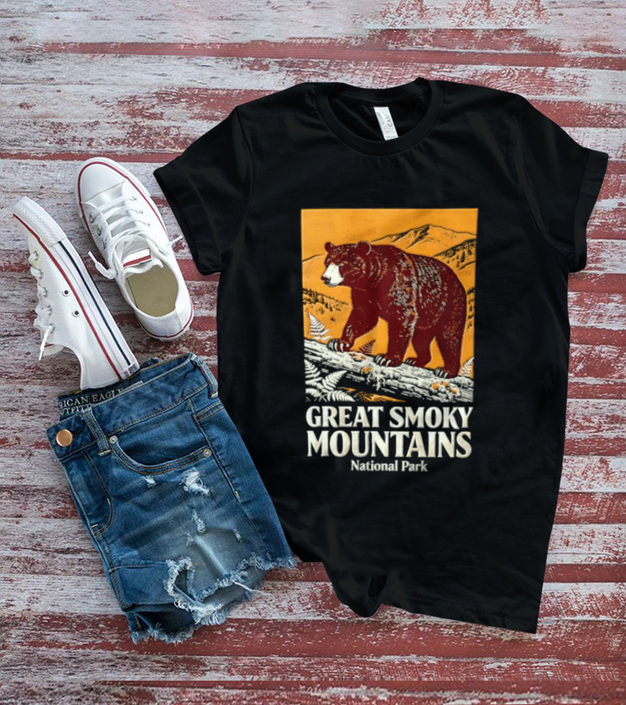 Great Smoky Mountains National Park Black Bear Walking On Log T-Shirt