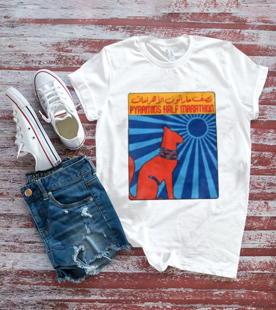 Pyramids Half Marathon Egypt Cat Sunburst Arabic T-Shirt