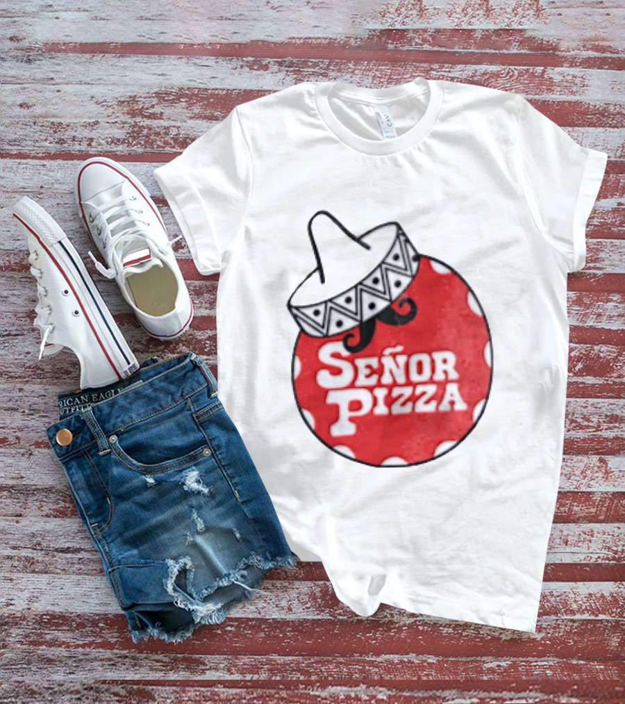 Señor Pizza Red Apron With Mustache And Patterned Collar T-Shirt