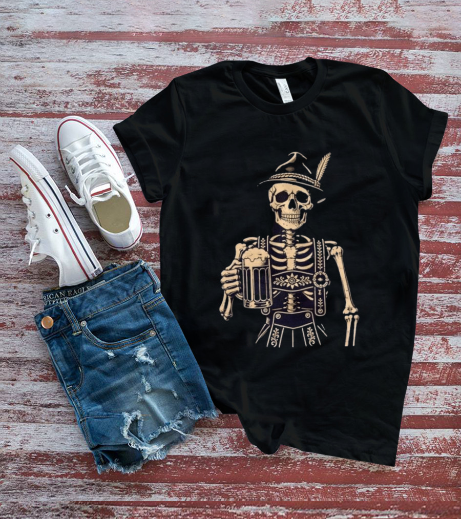 Oktoberfest Skeleton In Lederhosen With Beer And Bavarian Hat T-Shirt