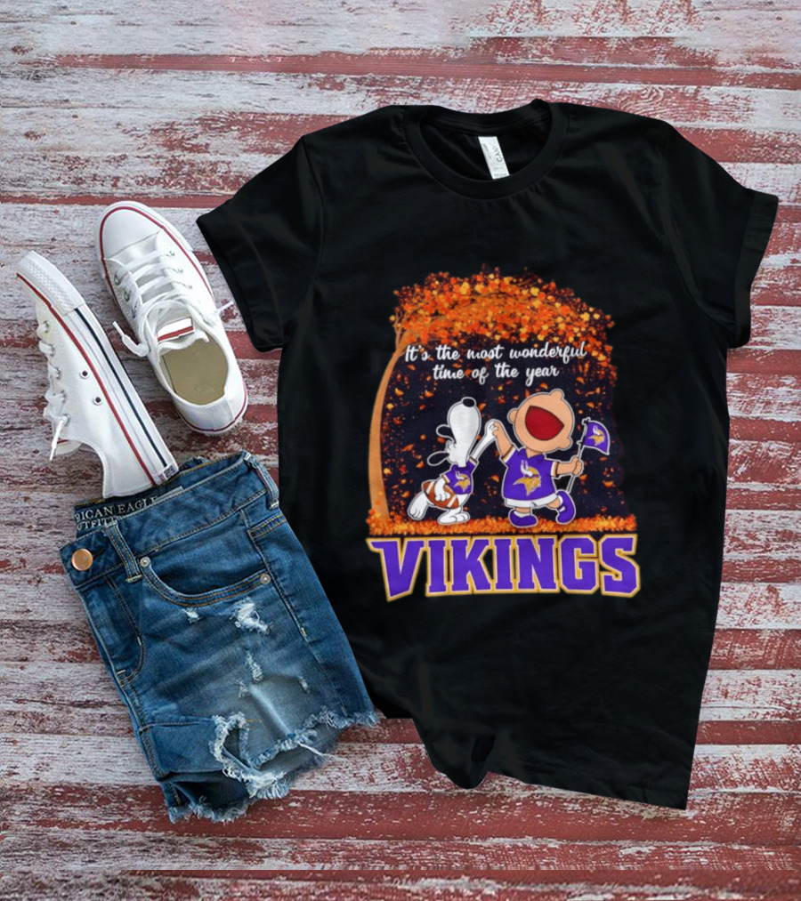 Snoopy Charlie Brown Dancing Minnesota Vikings It's The Most Wonderful Time Of The Year T-Shirt