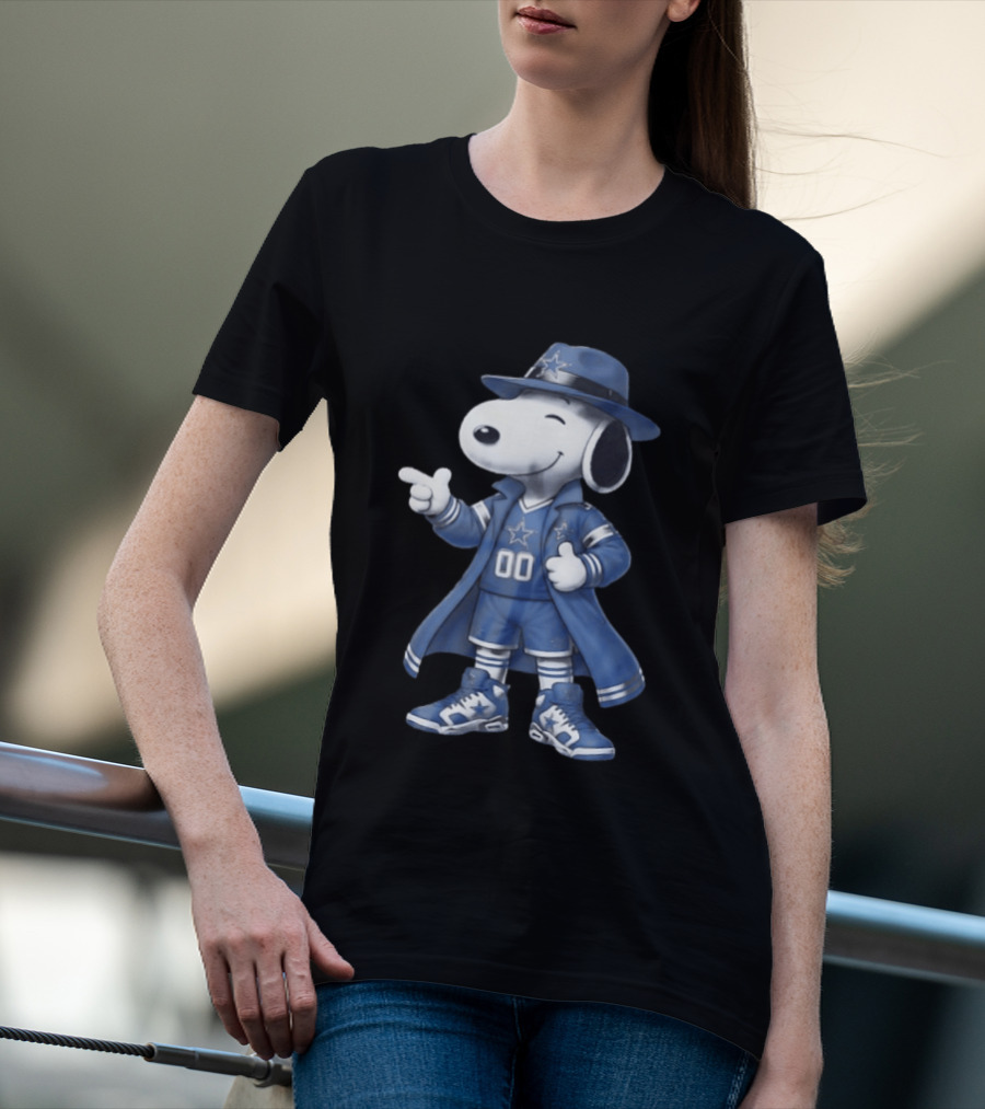 Snoopy Dallas Cowboys 00 Jersey Peanuts Character NFL Team Fan T-Shirt