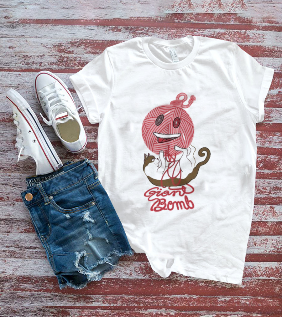 Giant Bomb Cat Monster Red Yarn Ball T-Shirt