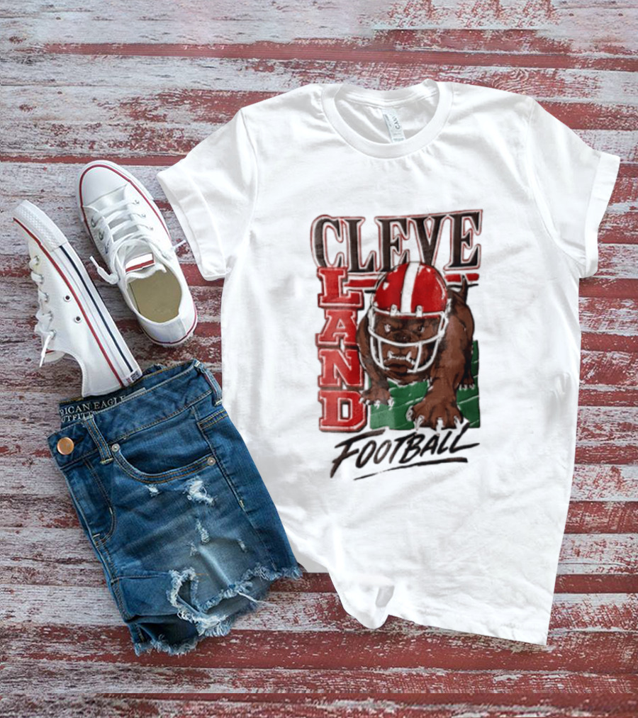 Cleveland Browns Bulldog Football Helmet Mascot Running T-Shirt