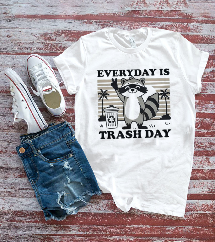 EVERYDAY IS TRASH DAY Raccoon Peace Sign With Palm Trees T-Shirt