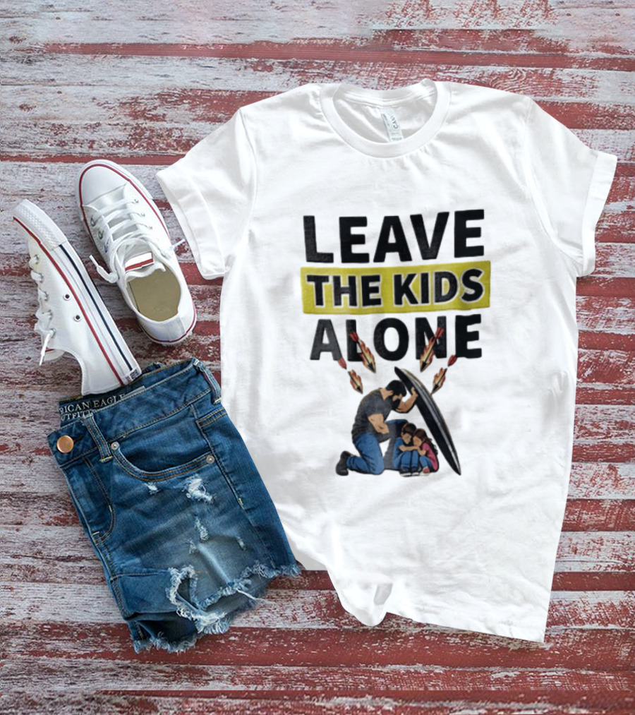 Leave The Kids Alone Bearded Man Shielding Children From Arrows T-Shirt