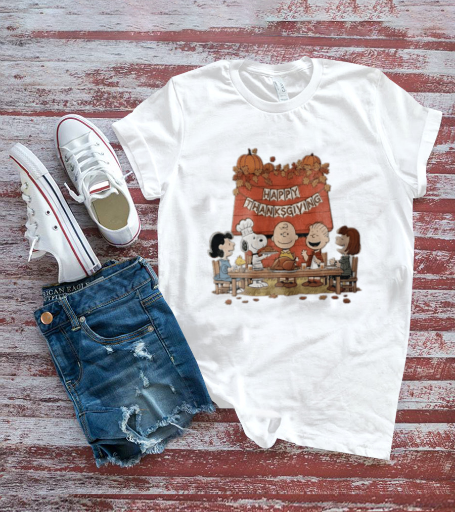 Peanuts Charlie Brown Snoopy Woodstock Lucy Linus Happy Thanksgiving Holiday Celebration T-Shirt