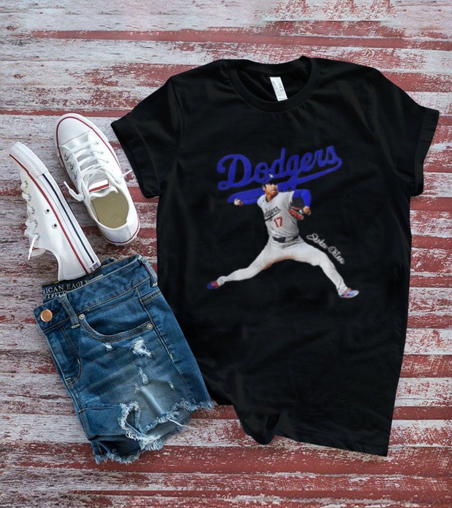 Dodgers Shohei Ohtani 17 Baseball Player Los Angeles T-Shirt