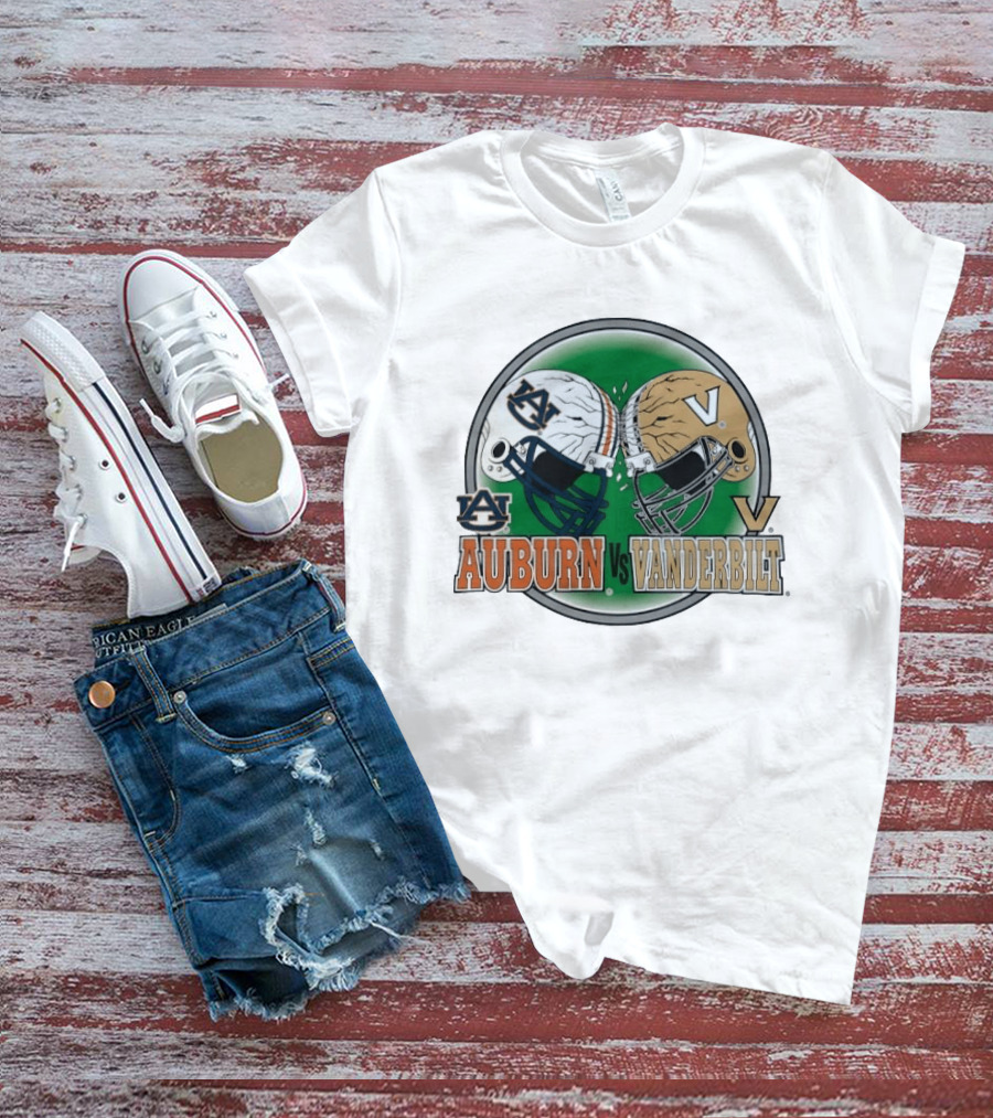 Auburn Tigers Vs Vanderbilt Commodores Football Helmets Clash T-Shirt