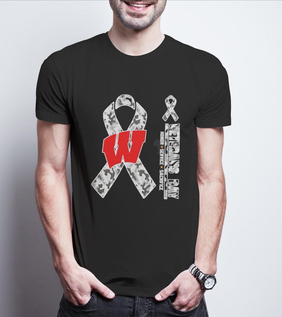 Wisconsin Badgers 2026 Veterans Day Camouflage Ribbon Honor Service Sacrifice T-Shirt