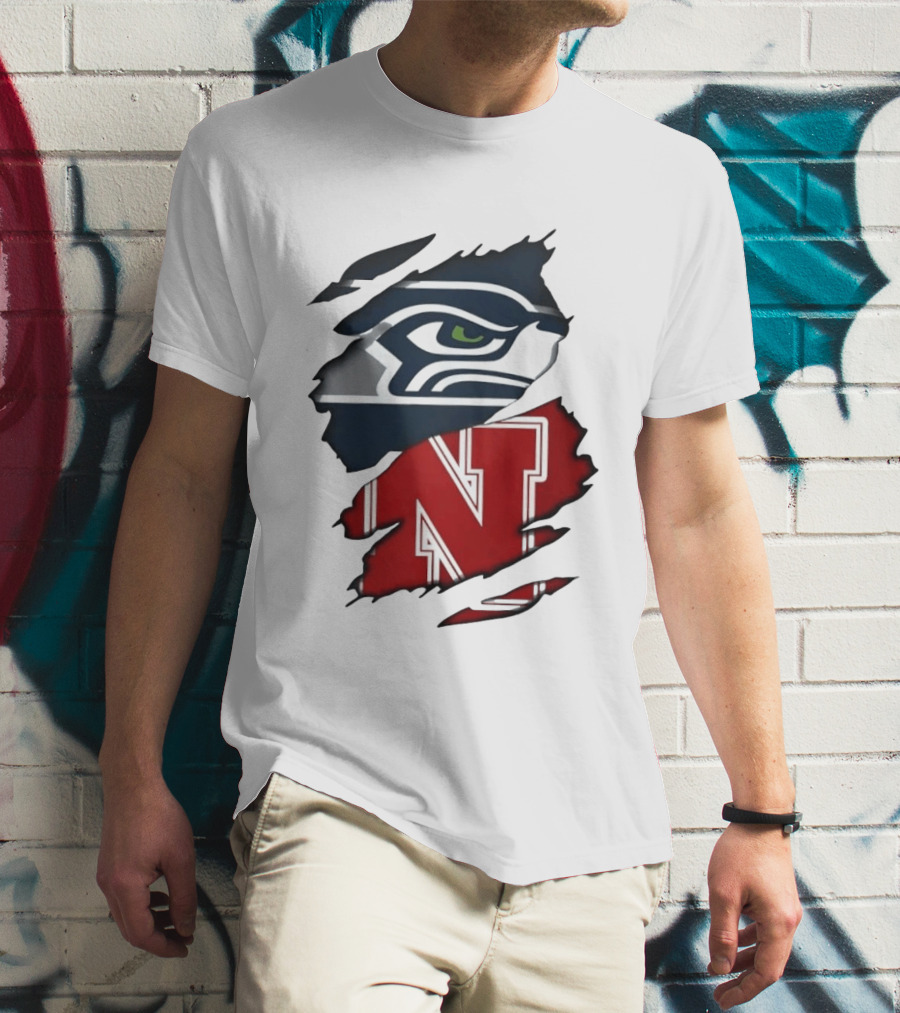 Seattle Seahawks And Nebraska Cornhuskers Split Torn Fabric Blend T-Shirt