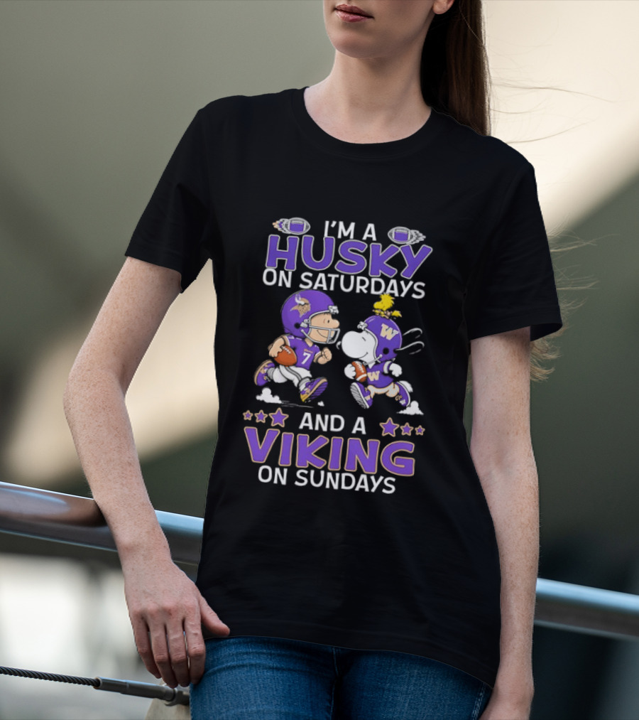 Charlie Brown Snoopy Husky Saturdays Viking Sundays Football Fans T-Shirt