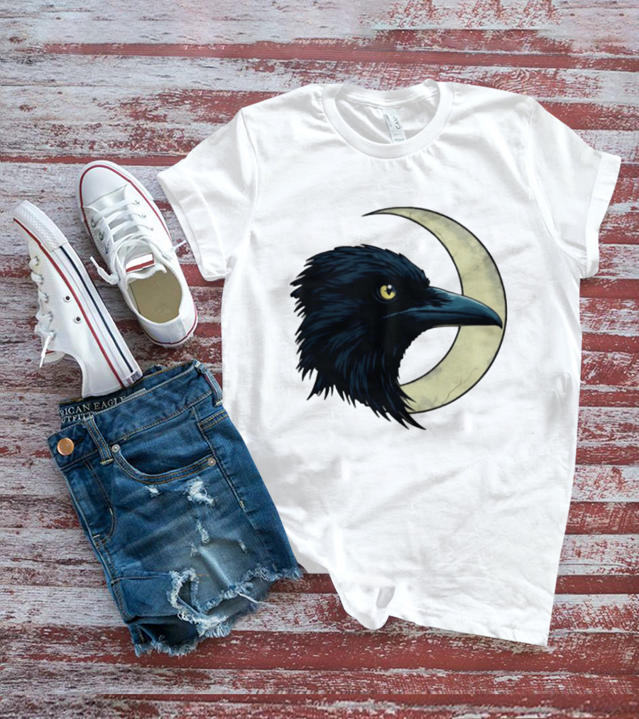 Raven Crescent Moon Guardian Of The Glimmer T-Shirt