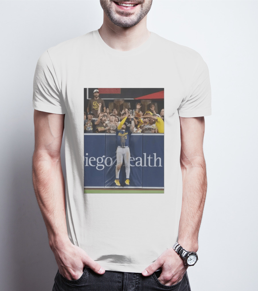 Milwaukee Brewers Garrett Mitchell Incredible Game Saving Catch Padres Fans T-Shirt