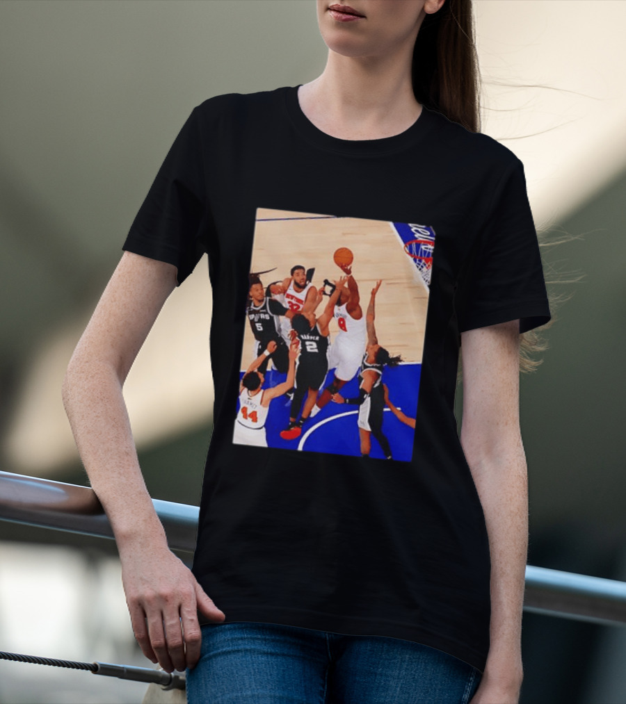 The Putback With OG Knicks Dunking Against Spurs T-Shirt
