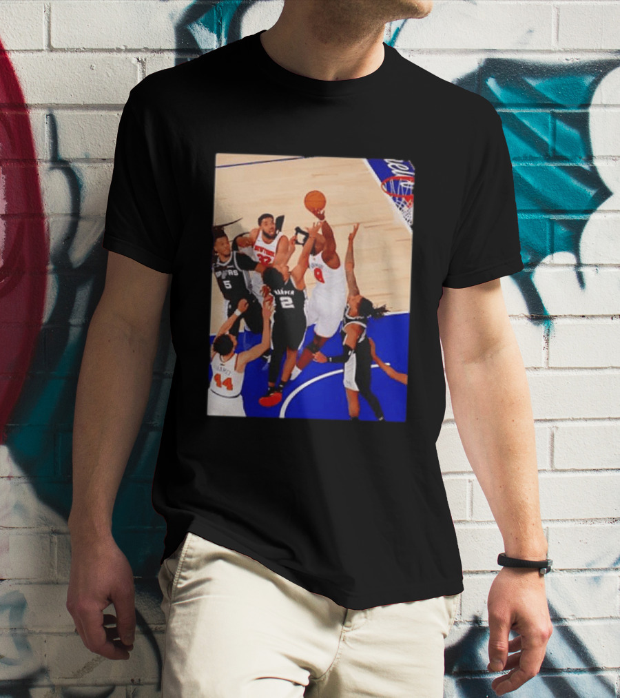 The Putback With OG Knicks Dunking Against Spurs T-Shirt