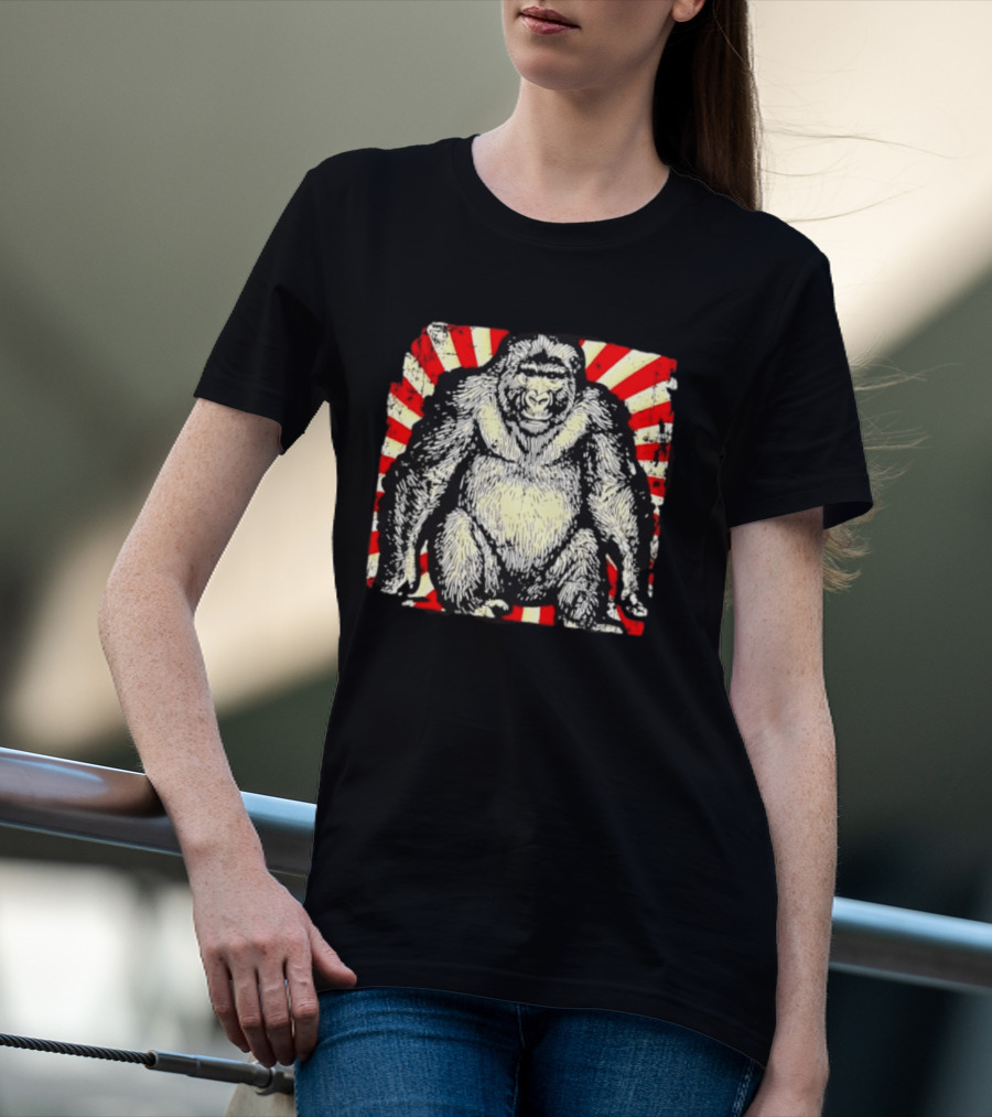 Silverback Gorilla Sunburst Wildlife Nature Animal T-Shirt