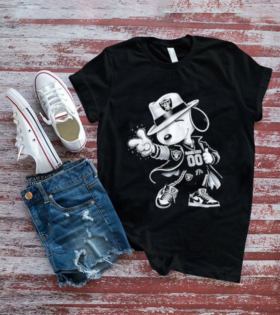Snoopy X Las Vegas Raiders 00 Football Character With Team Symbol In White T-Shirt