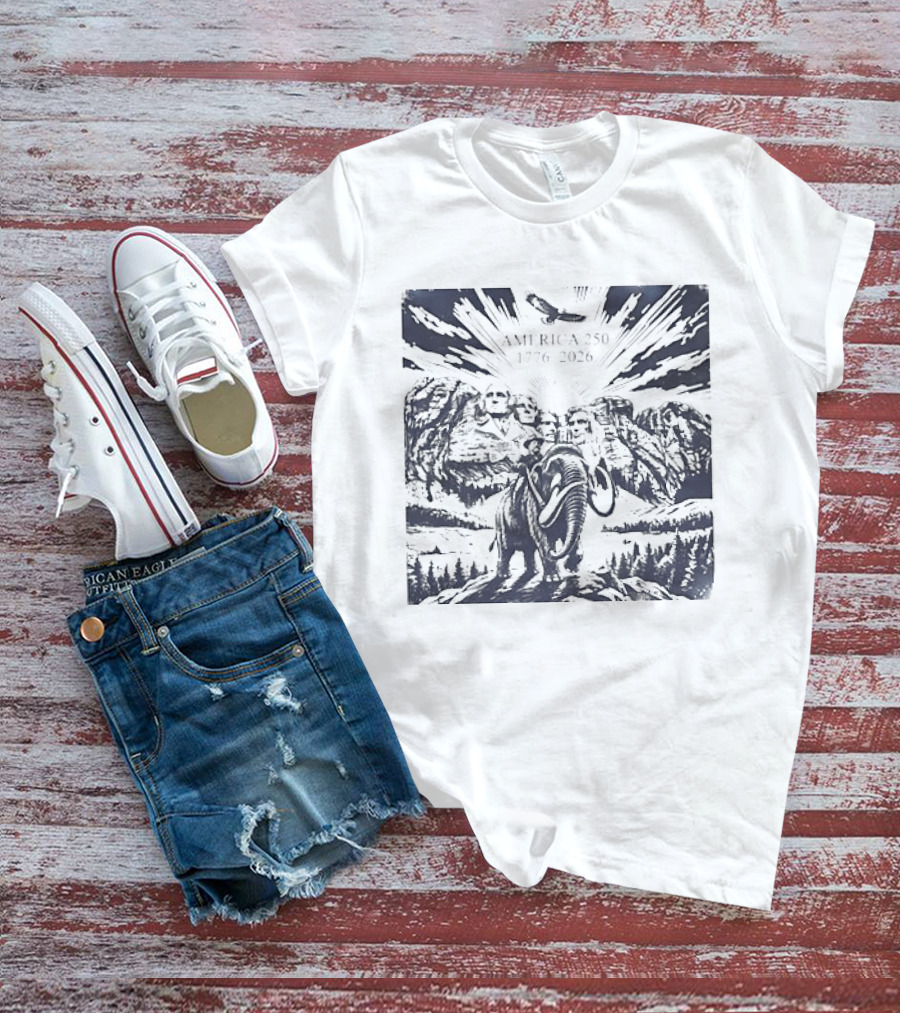 America 250 Mount Rushmore 1776 2026 Eagle Mammoth T-Shirt