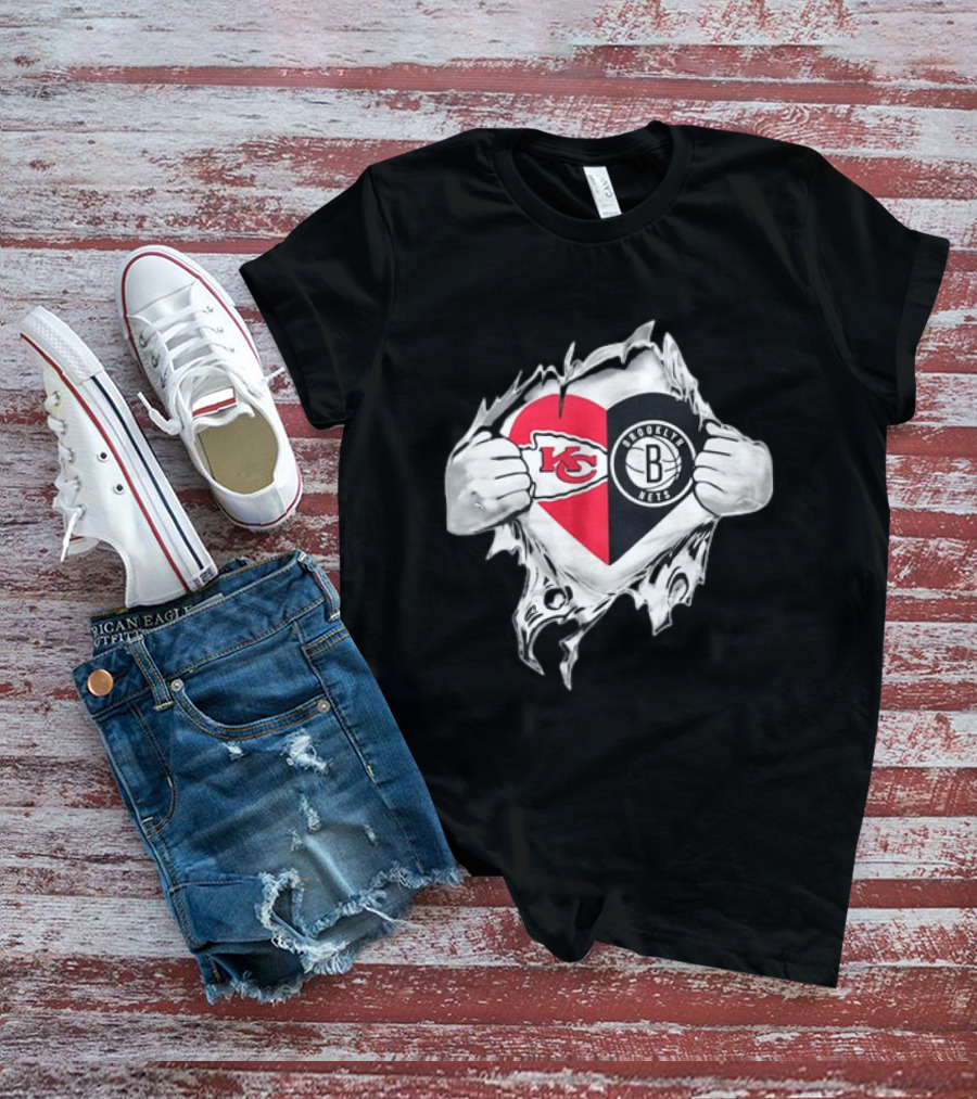 Kansas City Chiefs Brooklyn Nets Torn Heart Fan T-Shirt