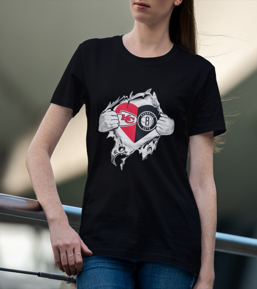 Kansas City Chiefs Brooklyn Nets Torn Heart Fan T-Shirt