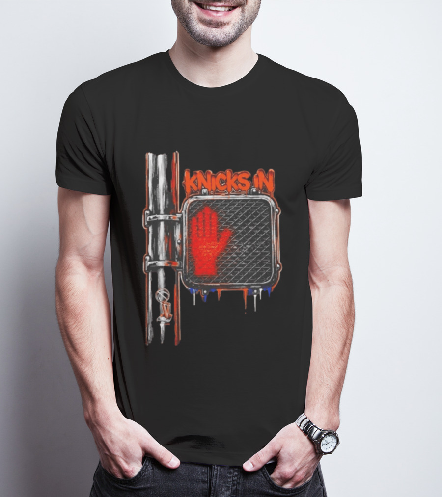 Knicks In 4 Hand Sign Traffic Light NBA T-Shirt