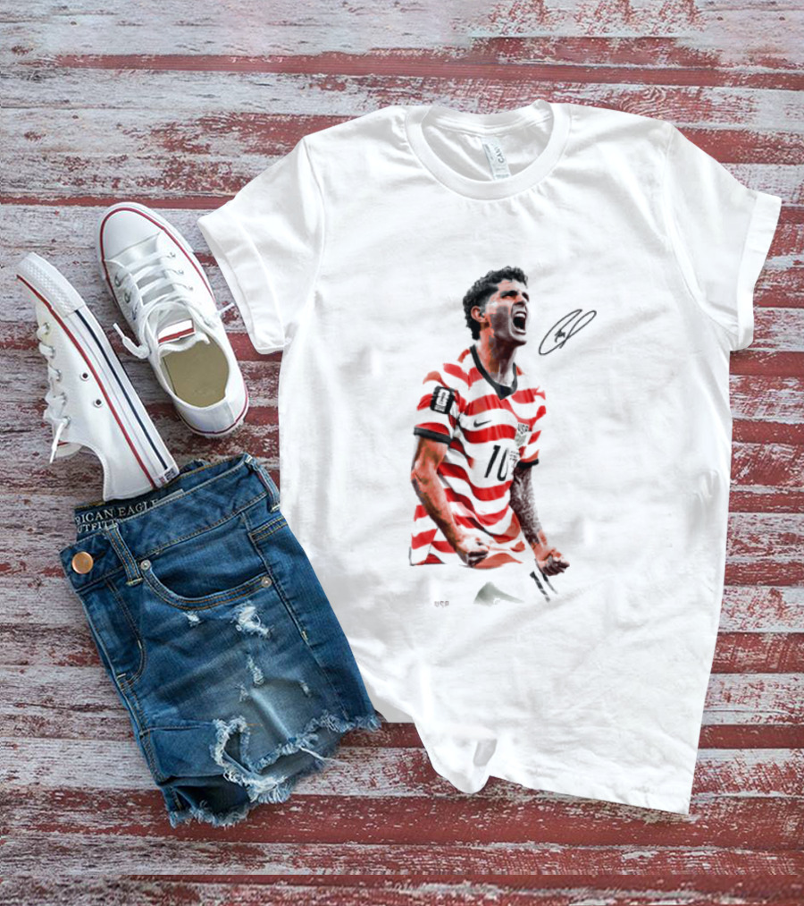USA 10 Christian Pulisic Soccer Star Jersey Signature T-Shirt