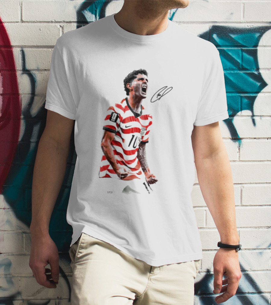 USA 10 Christian Pulisic Soccer Star Jersey Signature T-Shirt
