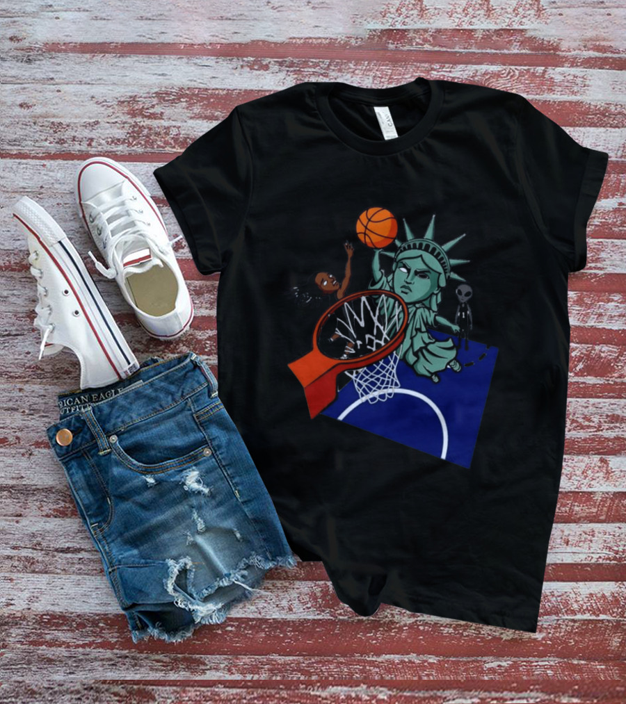 Statue Of Liberty Basketball Dunk With Alien And Athlete Joe Maracic T-Shirt