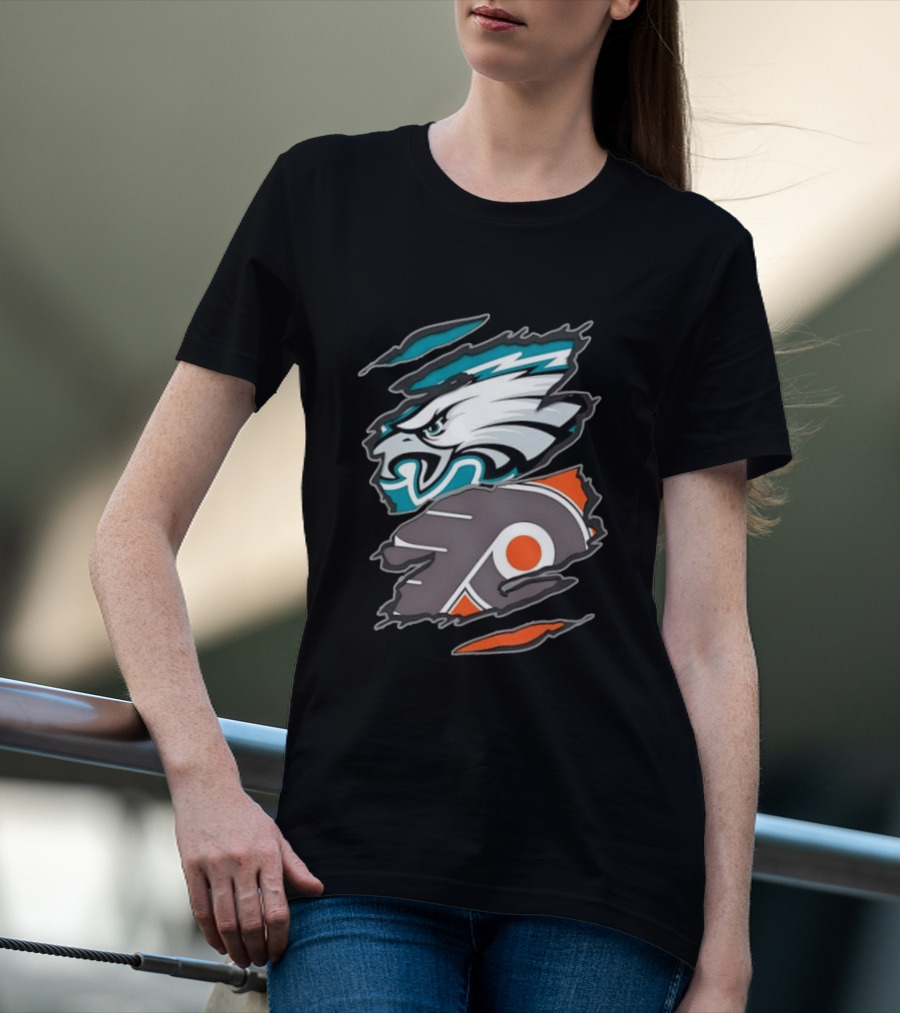 Philadelphia Eagles And Philadelphia Flyers Ripped Tear Sports Team T-Shirt