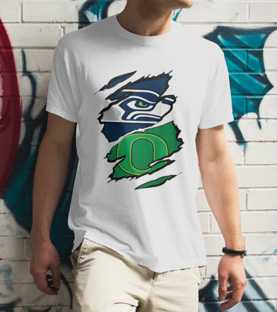 Seattle Seahawks Oregon Ducks Ripped Skin Effect NFL College Team Spirit T-Shirt