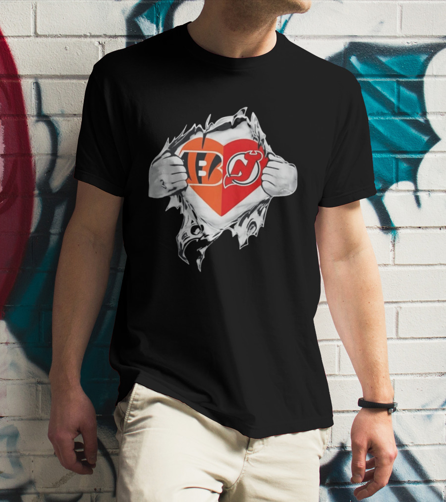 Bengals Devils Tattered Heart Shape Fan T-Shirt