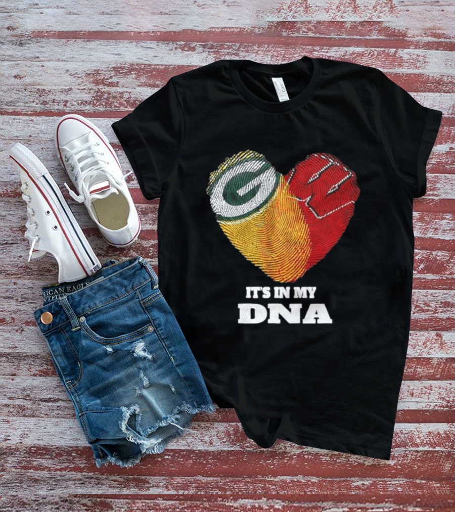 Green Bay Packers It's In My DNA Heart Fingerprint T-Shirt