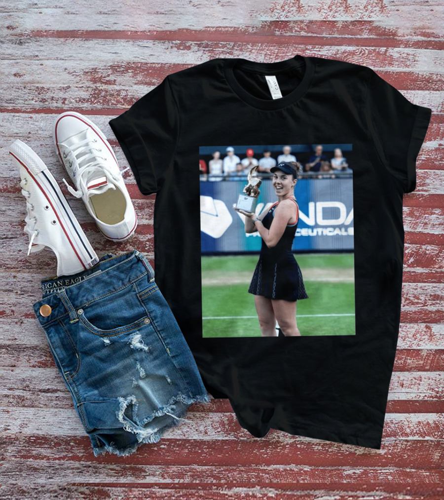 Linda Wins Tennis Title Holding Trophy On Grass Court T-Shirt