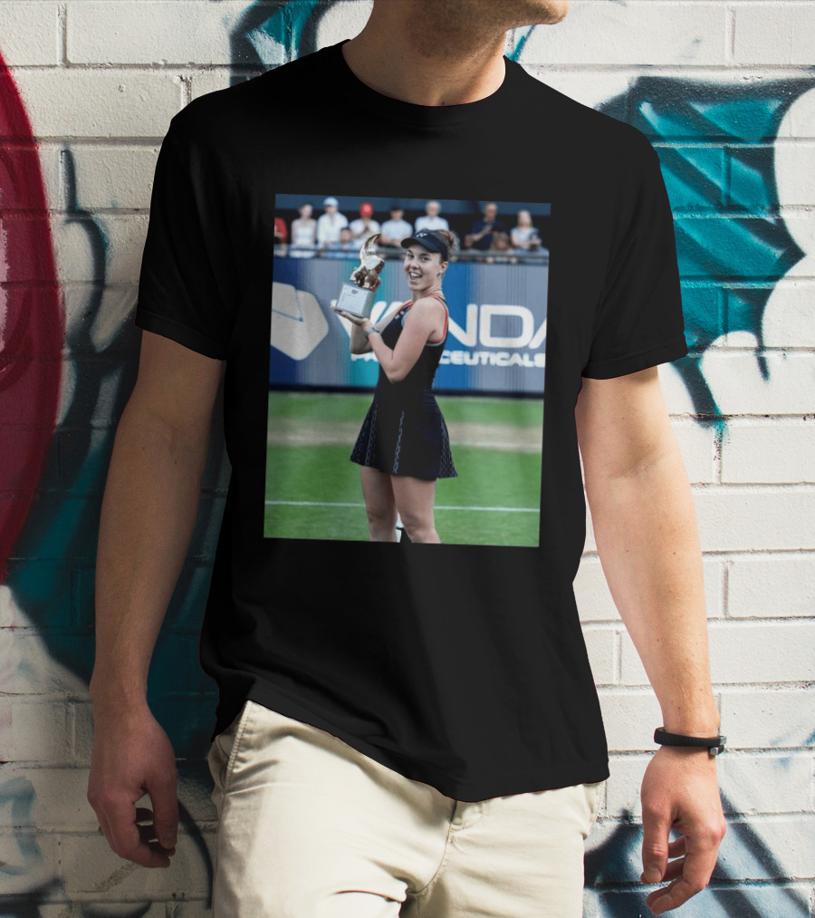 Linda Wins Tennis Title Holding Trophy On Grass Court T-Shirt