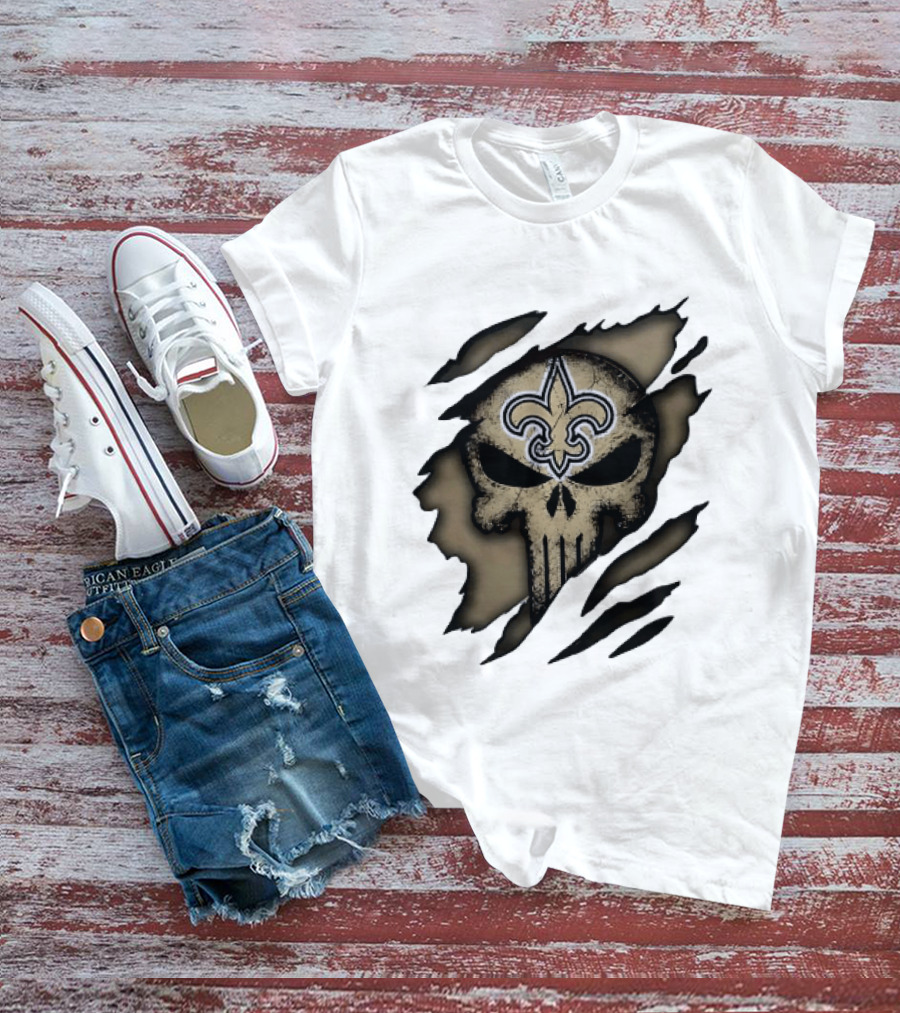 New Orleans Saints Punisher Skull Ripped Effect Fleur De Lis T-Shirt