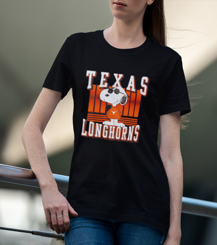 Texas Longhorns Snoopy Sunglasses Peanuts T-Shirt