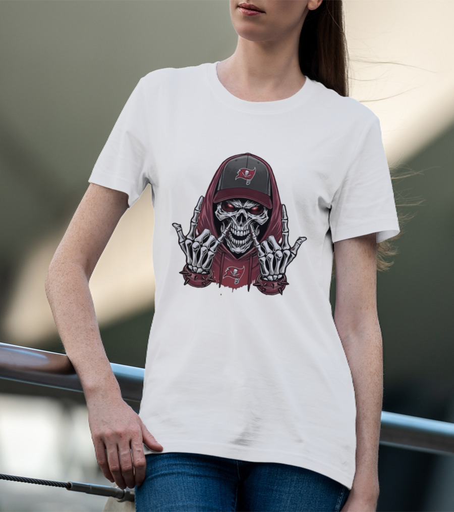 Buccaneers Skeleton Rock On Pirate T-Shirt
