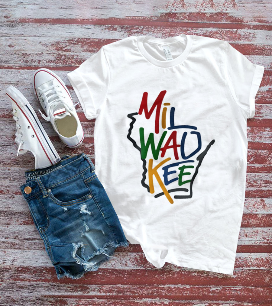 Milwaukee Wisconsin State Colorful T-Shirt