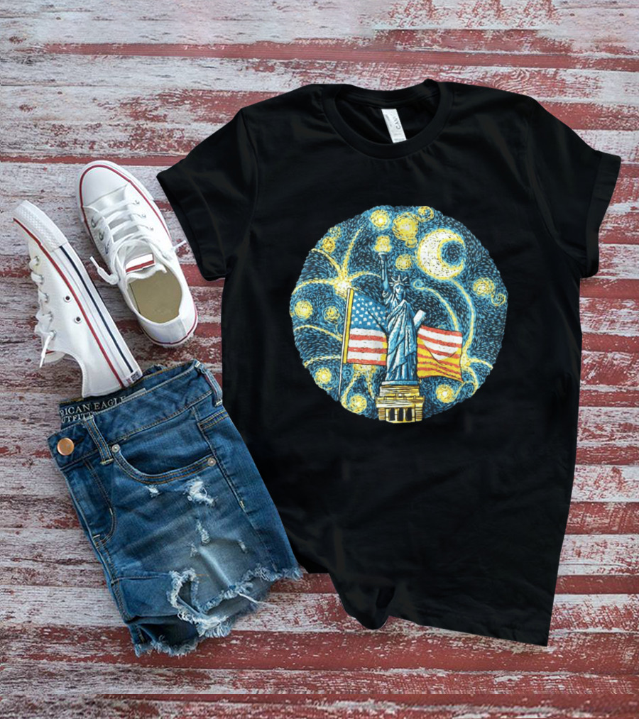 Statue Of Liberty USA Flag Firework Starry Night T-Shirt