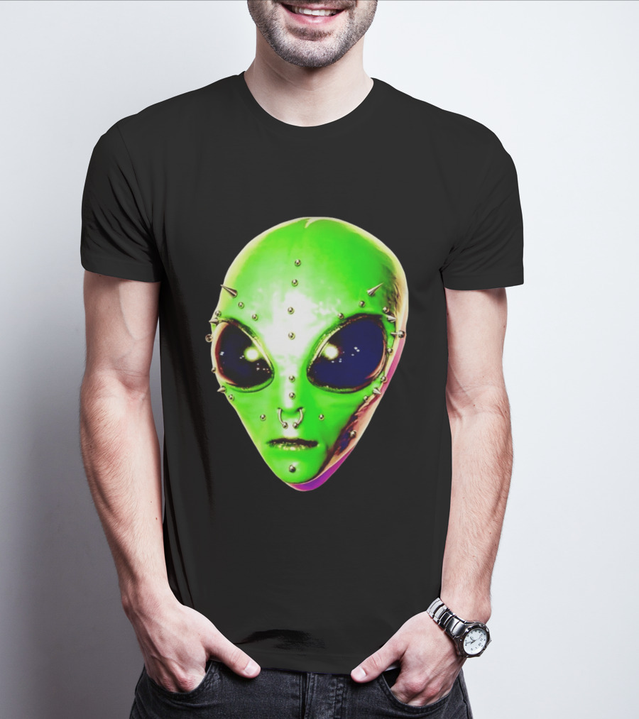 Believe Alien Pierced Face Extraterrestrial Iconic Green Martian Head T-Shirt