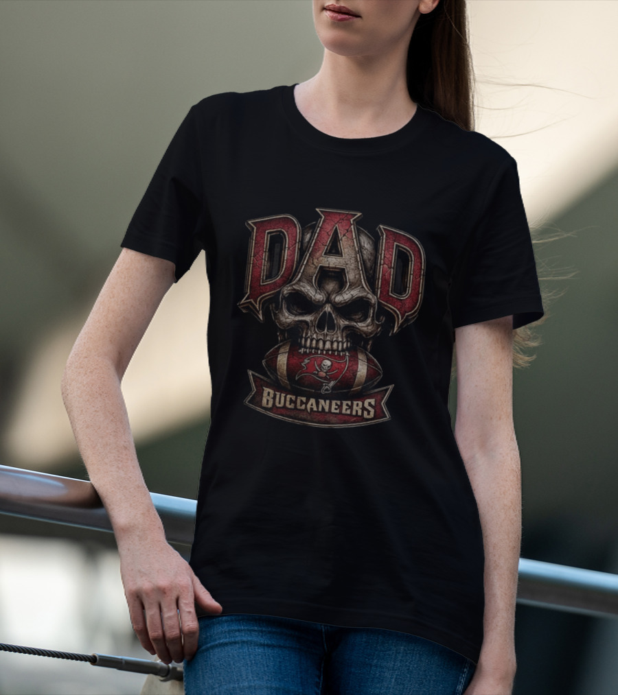 Dad Buccaneers Skull Football T-Shirt