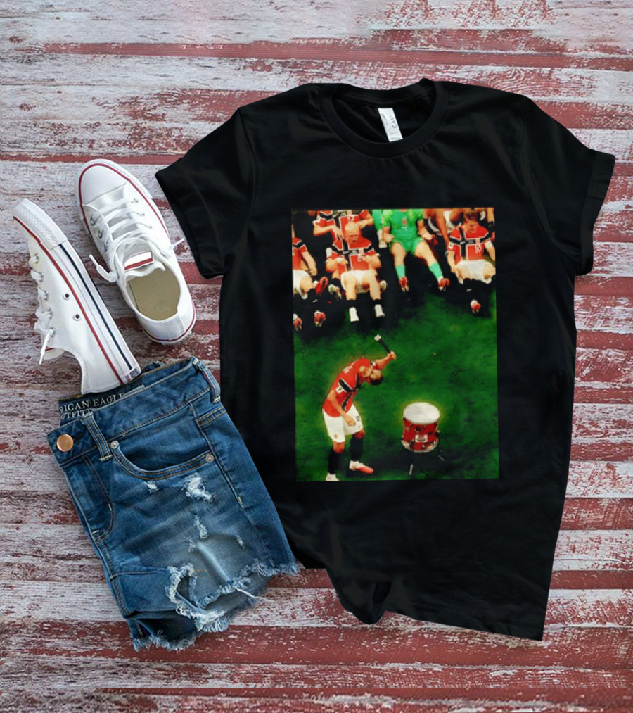 Erling Haaland Norway Football Team Drummer Celebration 26WC T-Shirt