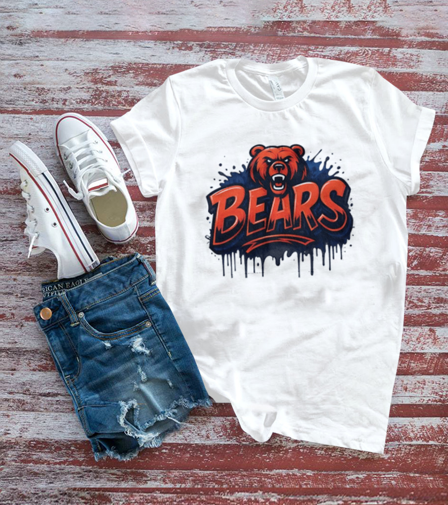 Chicago Bears Graffiti Style Vintage Bold Text Bear Head T-Shirt