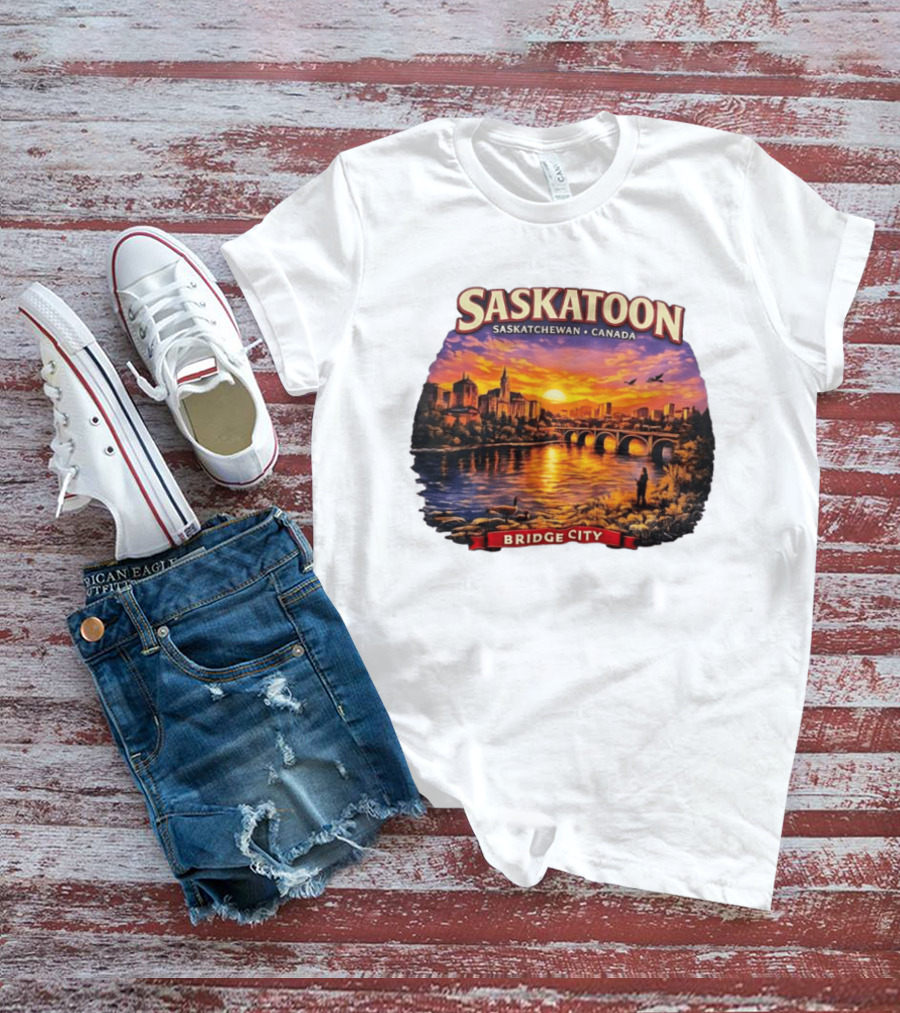 Saskatoon Saskatchewan Canada Sunset Bridge City T-Shirt